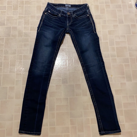 Daytrip skinny jeans! - Picture 4 of 5